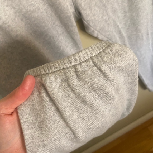 AERIE Easy Jogger - Grey❄️ - Picture 5 of 9